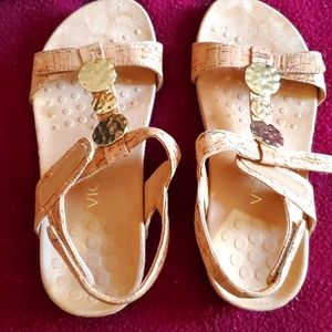 Vionic Rest Ferra Sandal